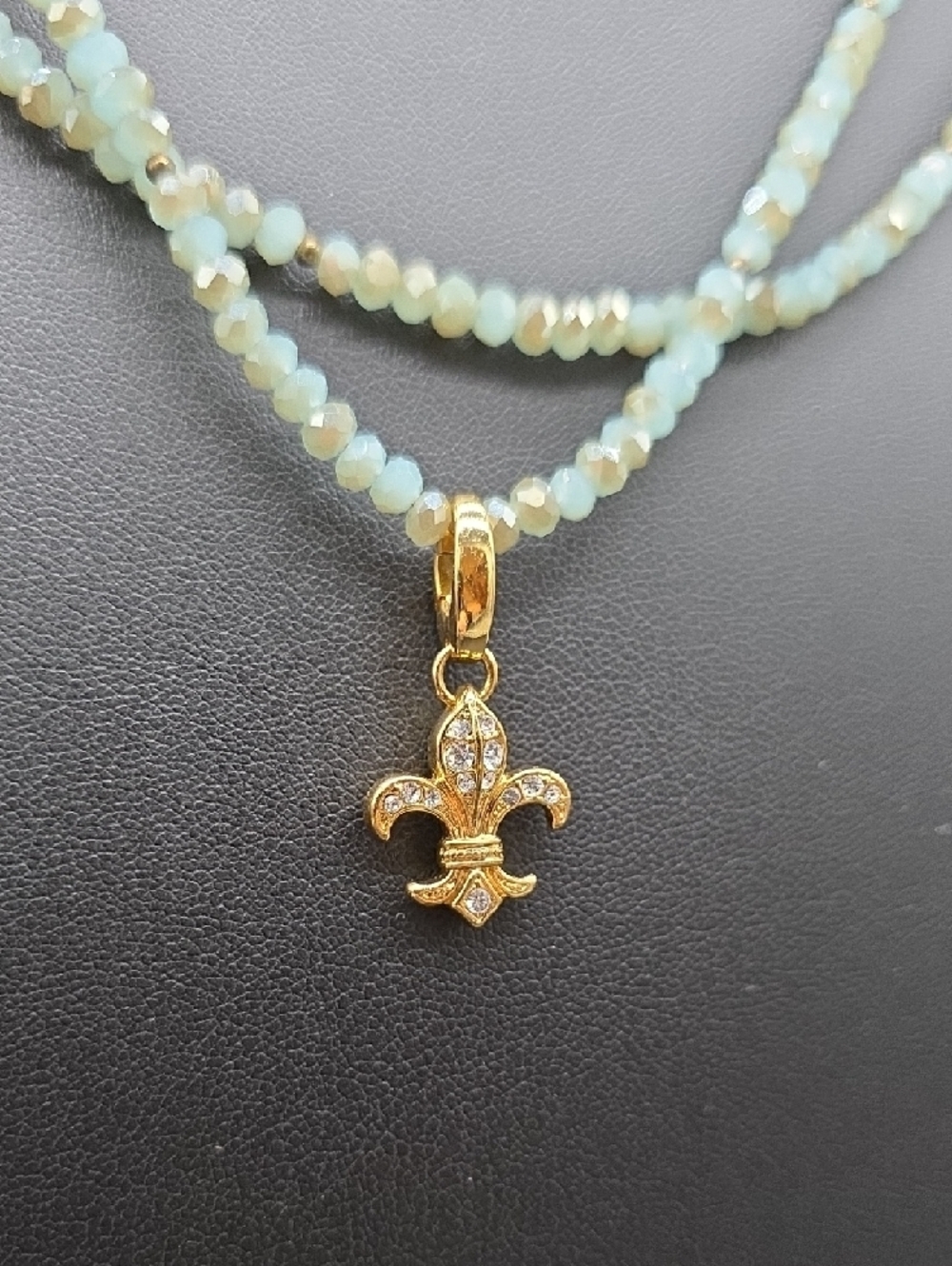 RETIRED SPARTINA 449 Gold Fleur-de-Lis Pendant Double-Layer Aqua Bead Necklace - Picture 3 of 5